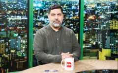پرچم ایران پیام‌آور عزت و امید