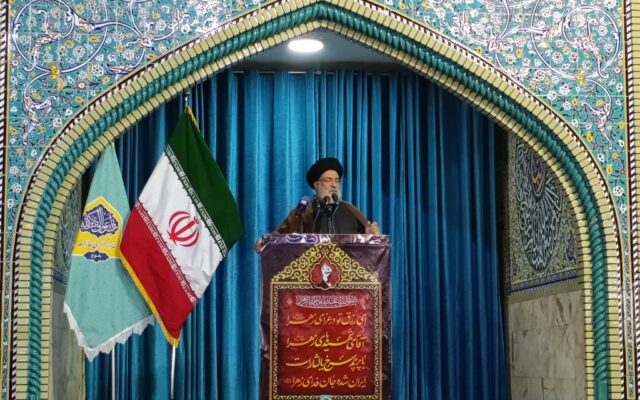 تاکید امام جمعه یاسوج بر ضرورت تقویت توان دفاعی و بازدارندگی کشور