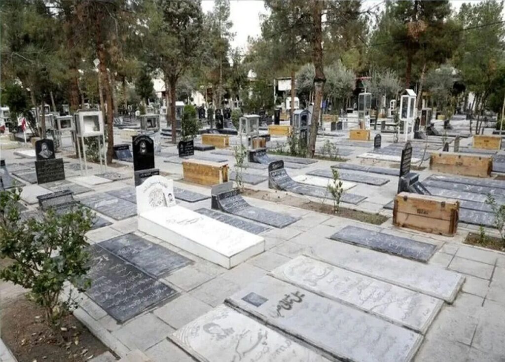 اشتباه پرهزینه‌ای که 90 درصد افراد هنگام انتخاب سنگ قبر مرتکب می‌شوند