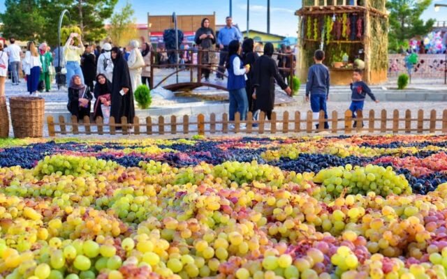 جشنواره انگور ارومیه در تقویم رویدادهای گردشگری ایران ثبت شد