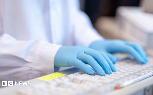 UK to invest £100m in 'world first' AI Biosecurity Lab