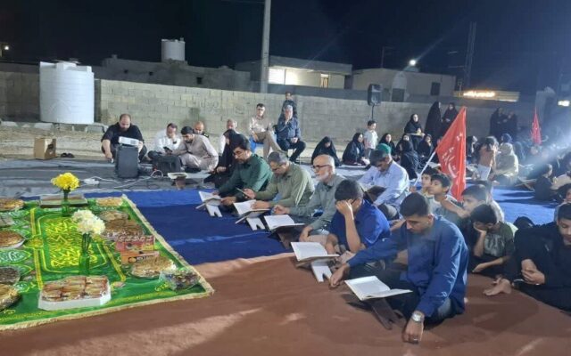محفل قرآنی در جوار گلزار شهید گمنام روستای عامری برگزار شد