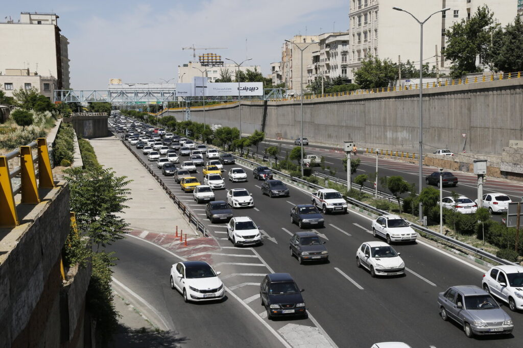 گره ترافیکی بزرگراه هاشمی رفسنجانی باز می شود+ فیلم