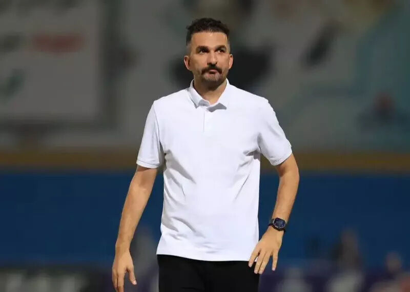 محمد نوری از سرمربیگری صنعت نفت آبادان کنار رفت
