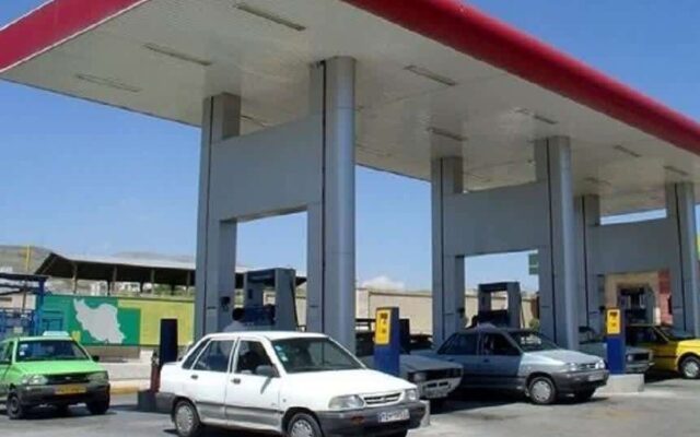 سهمیه ۵۰ لیتری بنزین با نرخ سوم از اول آبان در خراسان رضوی قابل برداشت است