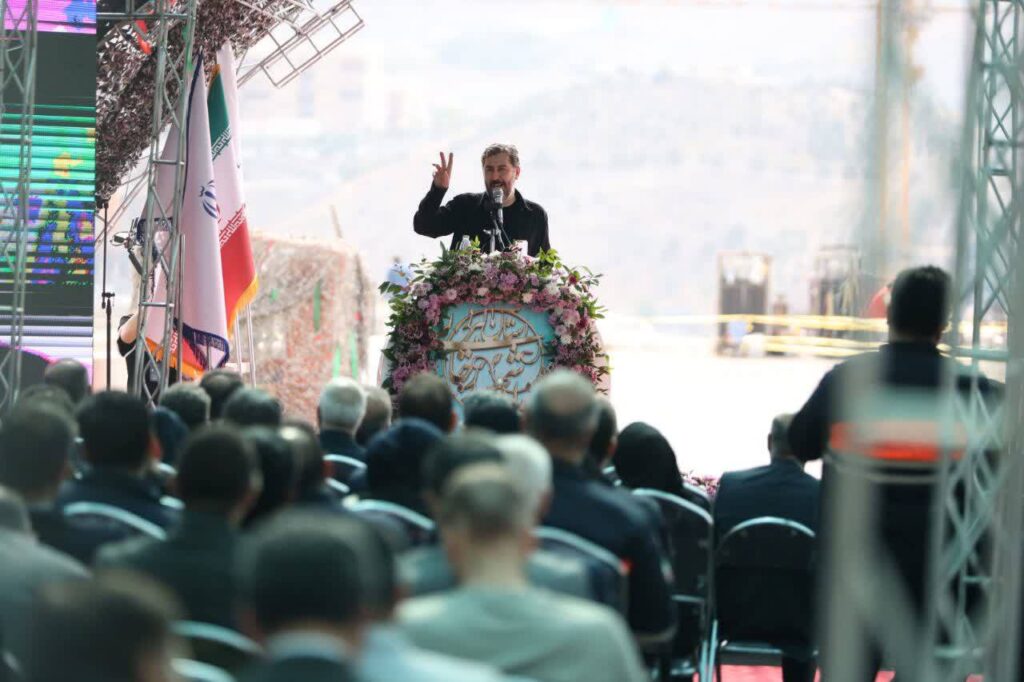 تجلیل از ۷۵ دستگاه برگزیده استان البرز در جشنواره شهید رجایی