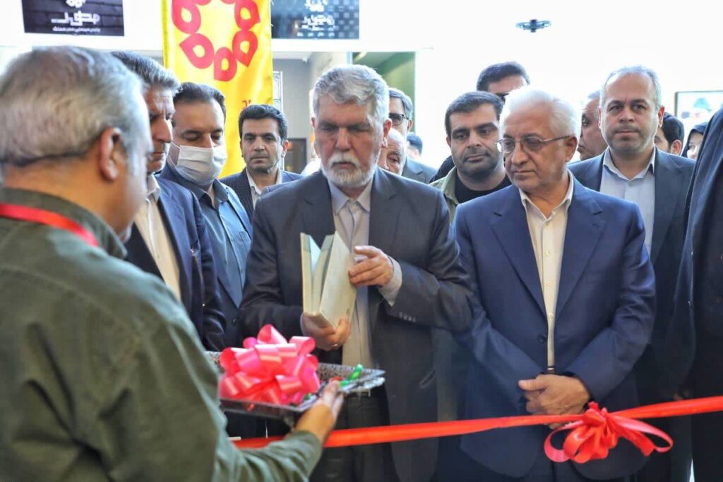 وزیر ارشاد پردیس سینمایی مهر هماگ بجنورد را افتتاح کرد