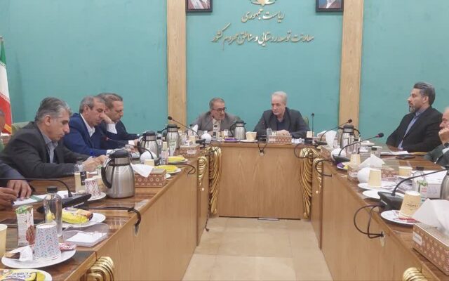 نشست برنامه‌ریزی اجرای طرح جنگلداری اجتماعی استان
