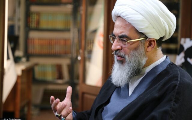 هشدار صریح آیت‌الله فاضل لنکرانی به دولت آذربایجان: از سرنوشت حاکمان ضد دین درس عبرت بگیرید