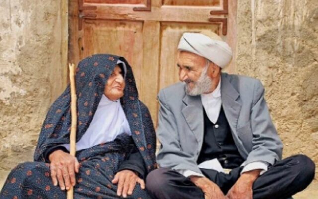 زنان در کردستان ۲ سال بیشتر از مردان عمر می‌کنند