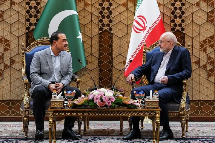قالیباف: حرف جدیدی نداریم؛ آمریکا باید شروط هفتگانه را اجرا کند