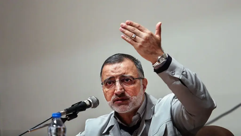 کنایه زاکانی: کاخ الیزه به‌جای اطاعت از ترامپ، صدای مردم فرانسه را بشنود