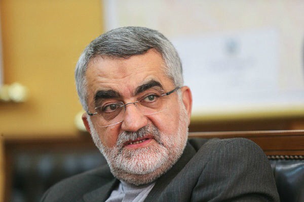 عضو کمیسیون امنیت ملی: شکست تاریخی آمریکا و اسرائیل در راه است/ دشمنان بیش از چهار دهه ملت ایران را تحریم کرده‌اند، اما به اهداف خود نرسیده‌اند