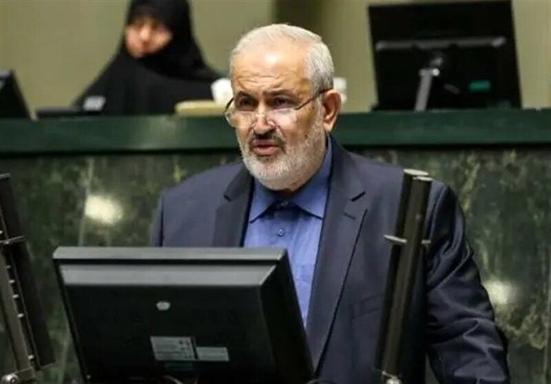 وزیر نیرو: افغانستانی‌ها بسیار خوش‌حساب هستند/ حتی یک ریال هم بابت فروش برق، طلبکار نیستیم