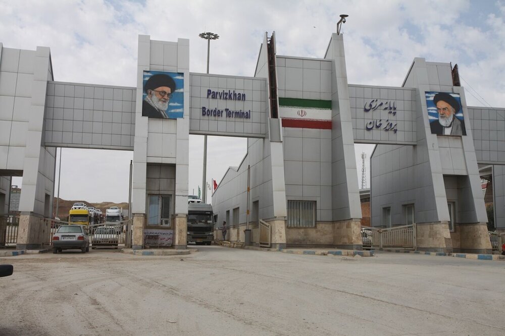 در مرز پرویزخان ۵۳۱ میلیون دلار کالای ترانزیتی جابه‌جا شده است