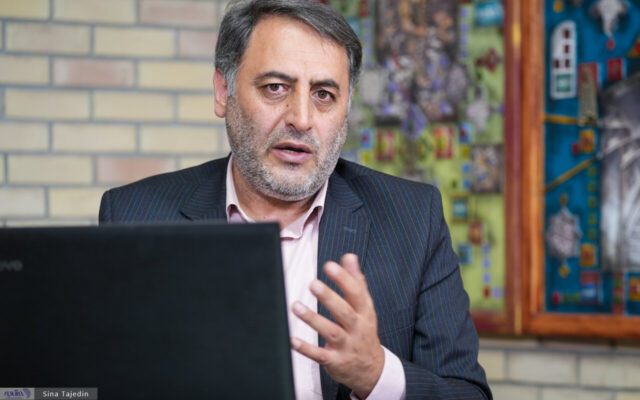 موتور پنهان جهش تورم در اقتصاد ایران / «نفت دیگر ملی نیست، حتی دولتی هم نیست» / ماشین اقتصاد ایران «چپ» کرده