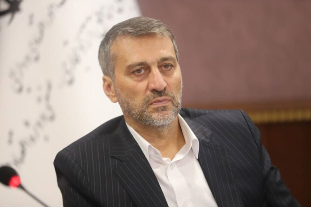 ظرفیت مناطق آزاد برای واردات کالا و کاهش قاچاق به کار گرفته شود