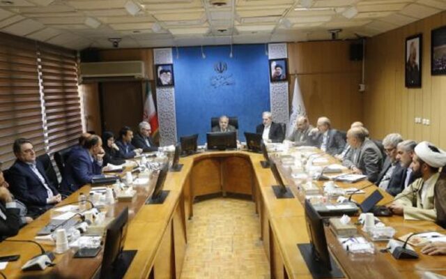 تأکید بر پرداخت مطالبات فرهنگیان