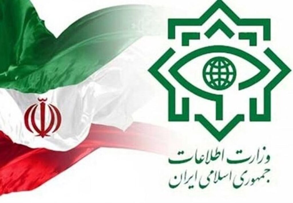 وزارت اطلاعات از بازداشت ۲ عضو تیم قاچاق سلاح جنگی از اقلیم کردستان خبر داد