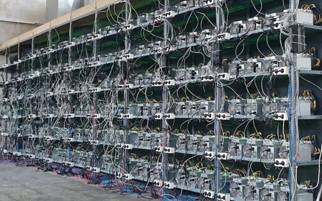 کشف ۱۰۰ دستگاه استخراج رمز ارز در تفت