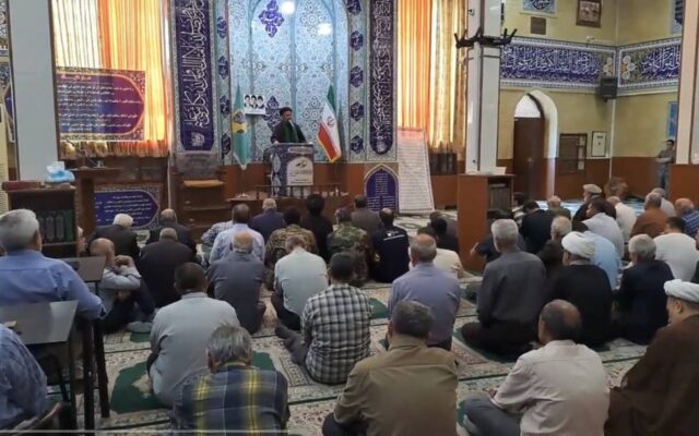 امام جمعه چندار: دشمن به دنبال ایجاد ترس و ناامیدی در جامعه است