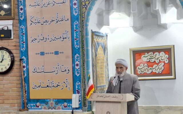 مهار گرانی و رفع مشکلات معیشتی در اولویت مسئولان باشد