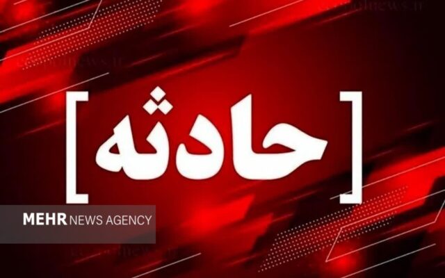 واژگونی ون در اتوبان تهران–قم؛ ۱۲ مصدوم به بیمارستان منتقل شدند