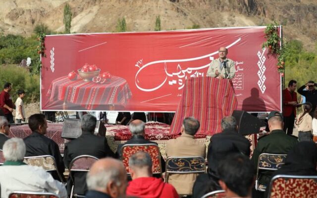 یاقوت‌های سرخ خلخال گردشگران را گردهم آورد