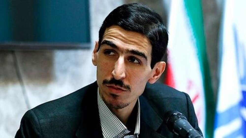 نماینده مجلس: چرا وزارت دفاع باید در عرصه پالایشگاهی و پتروشیمی فعال باشد؟