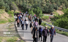 برگزاری همایش بزرگ پیاده‌روی خانوادگی در سقز