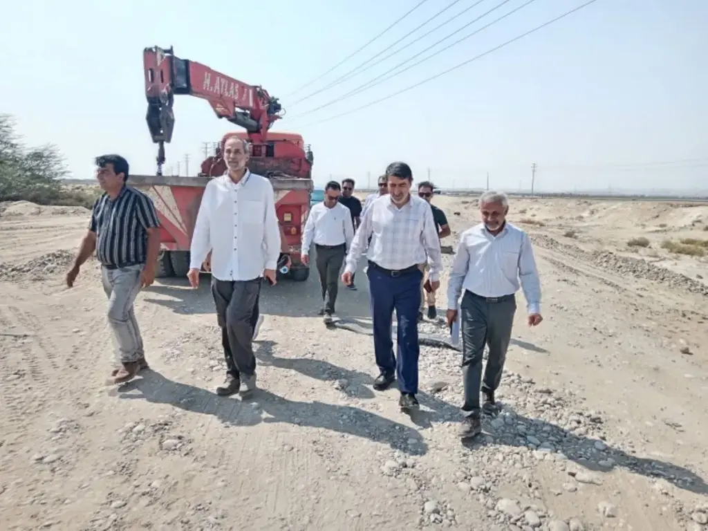 ارزیابی روند اجرای طرح نوسازی خط اول آبرسانی به بندرعباس
