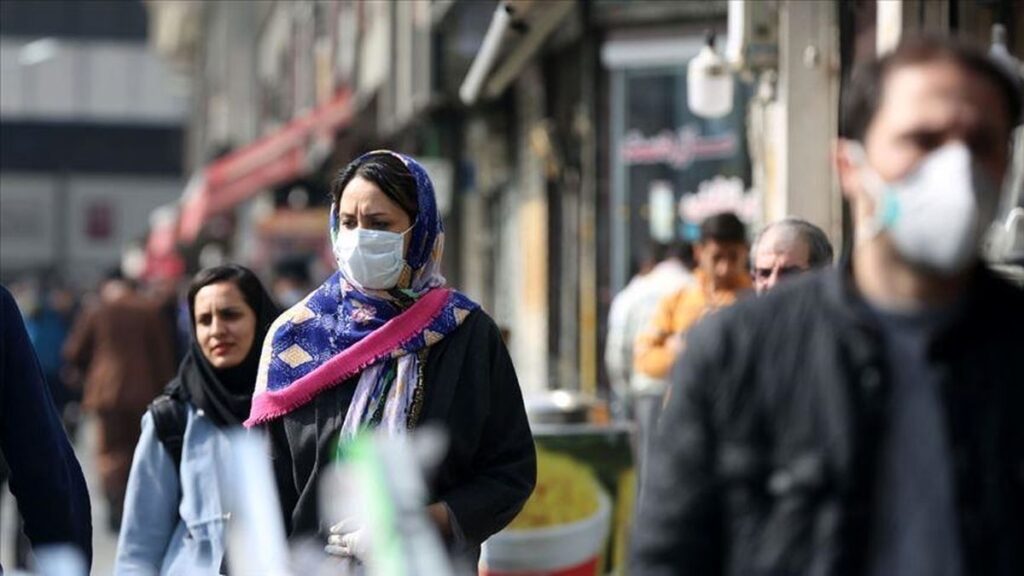 کرونا و آنفلوآنزا در گردش هستند