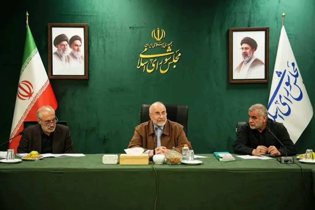 دولت و مجلس برای مدیریت شرایط اقتصادی به فهم مشترک برسند