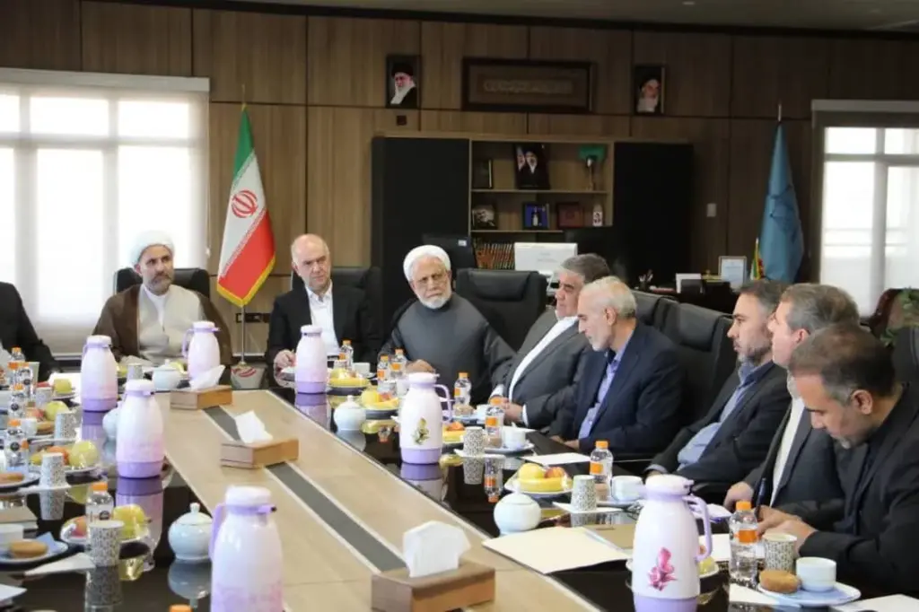 تأکید رئیسکل دادگستری کرمانشاه و نمایندگان مجلس بر تعامل مستمر و پیگیری عملی مشکلات استان