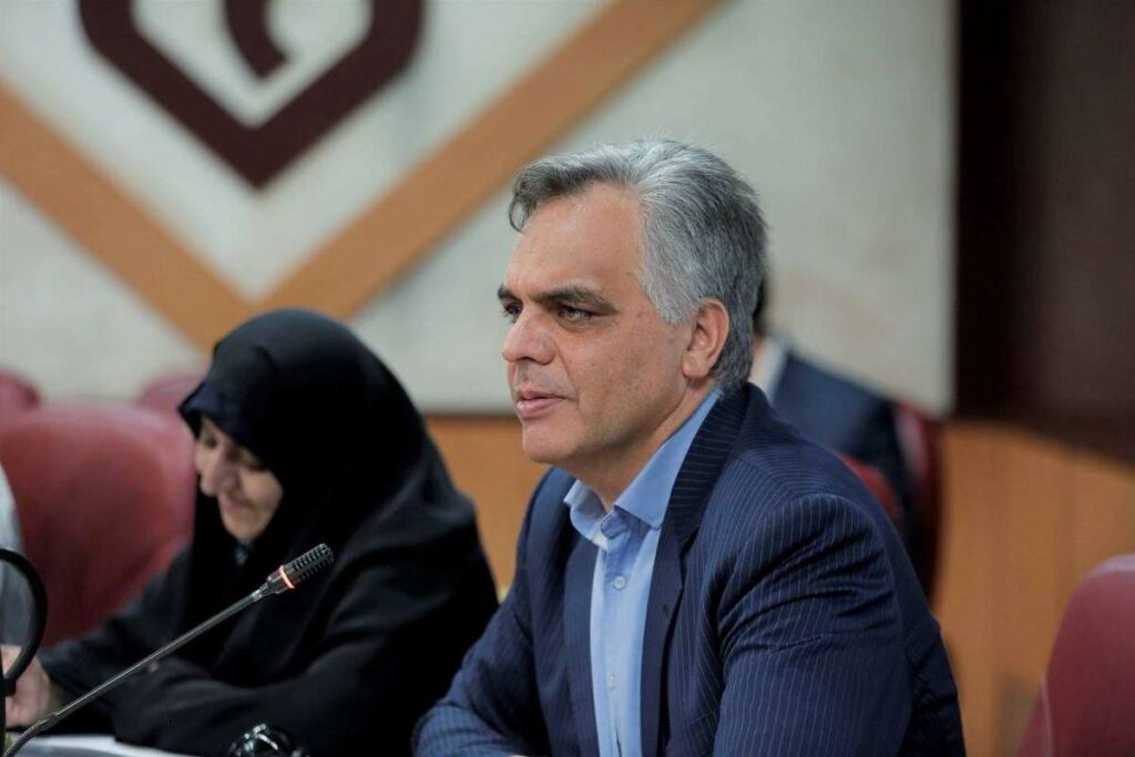 ثبت و نظارت بر فعالیت پرستاران اتباع نیازمند سازوکار قانونی است