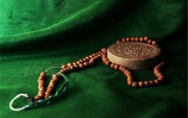 نماز حضرت زینب (س) برای برآورده شدن حاجت چگونه خوانده میشود؟