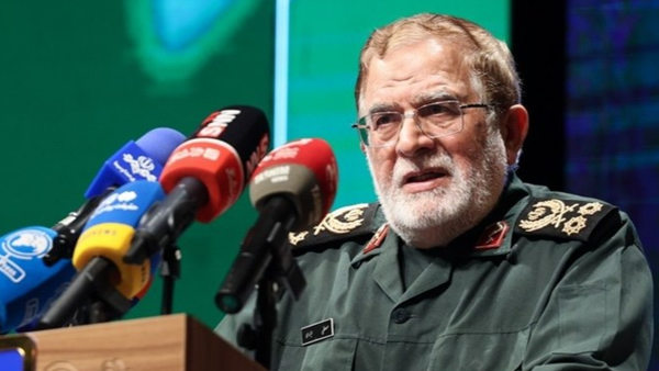 سرلشکر ایزدی: برای دفاع از تنگه هرمز آمادگی کامل داریم