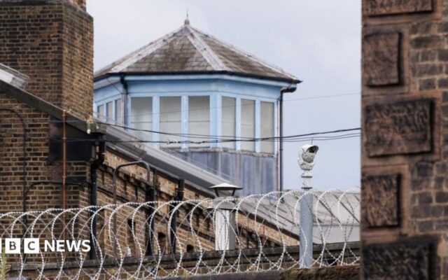 Criminals who skip sentencing will face solitary confinement or lose social visits