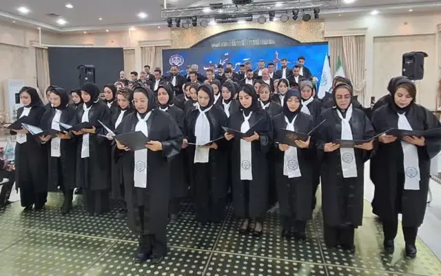 ۷۱ کارآموز مرکز وکلای قوه قضاییه در استان قزوین مراسم تحلیف را بجای آوردند