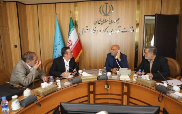 نوذری پیگیر مطالبات کارگران و بازنشستگان قزوین شد
