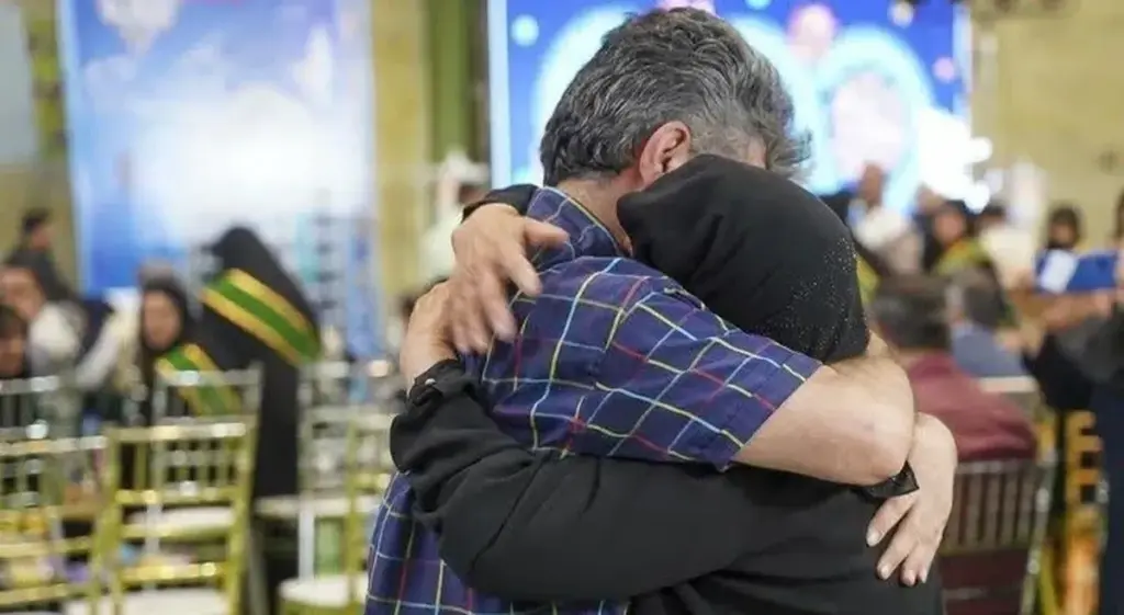 ترویج سنت حسنه انفاق؛ خانواده کاشانی هزینه چهلم پدر را صرف آزادی زندانی غیرعمد کرد