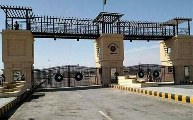 مرز ریمدان باز شد؛ تجارت ایران و پاکستان دوباره به جریان افتاد