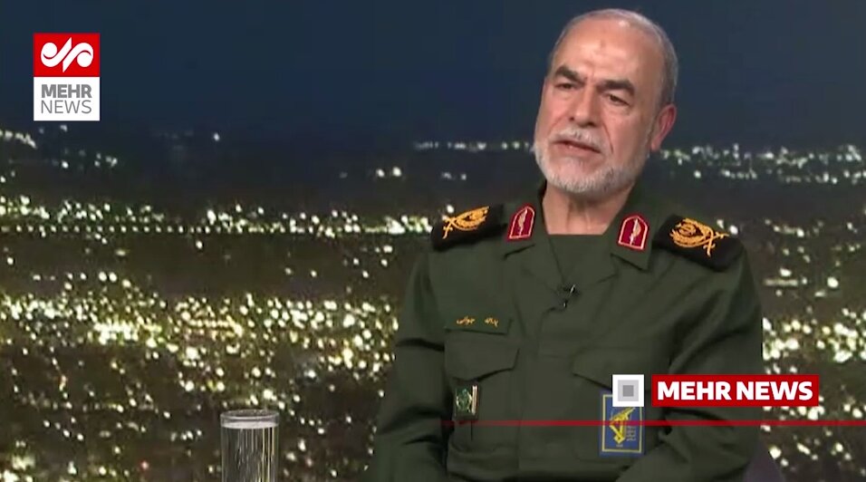 احتمال حمله غافلگیرکننده آمریکا چقدر است؟/ سردار جوانی: از مرحله خطر فروپاشی کشور در اثر حمله عبور کردیم/ الگوی دفاع موزاییکی شکل گرفته است