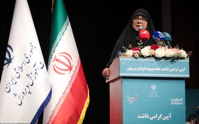 تجلیل از انجمن‌های برتر اولیا و مربیان