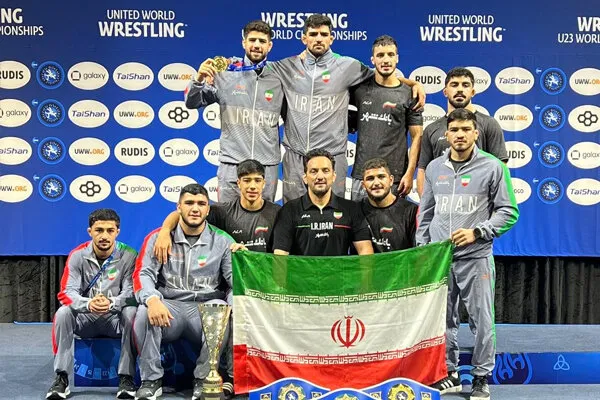 اقتدار کشتی آزاد امید؛ قهرمانی جهان با ۹ مدال رنگارنگ