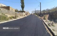 آسفالت معابر ۹ روستای سیروان در مراحل پایانی است