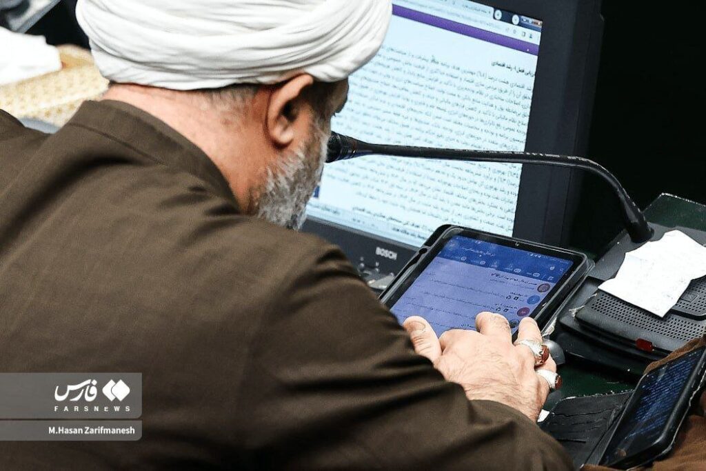 کانال تلگرامی حمید رسایی فعال است/ حواشی پایان نیافتنی نماینده زندانی حتی در حبس