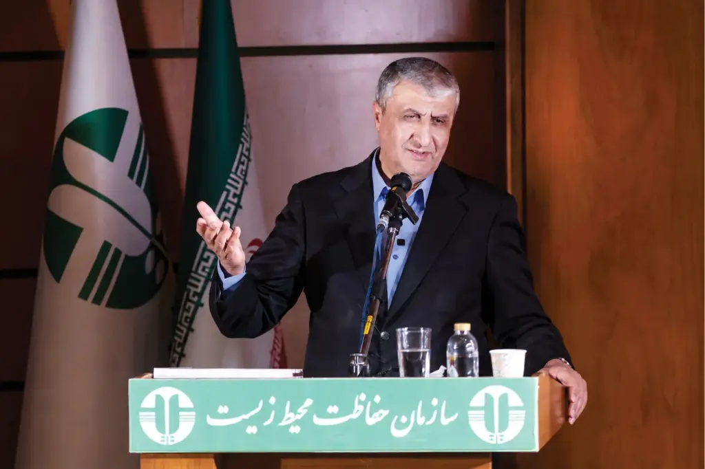 اسلامی: پروژه‌های هسته‌ای حتی در دوران جنگ تعطیل نمی‌شوند