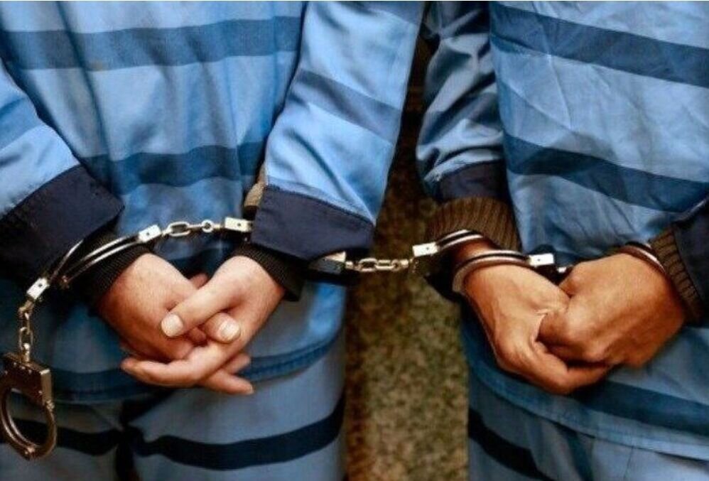 سرقت مسلحانه برای انتقام از پسر صاحبخانه/ سارقان پس از بستن دست‌وپای صاحبان خانه، طلا و ساعت‌های مچی را بردند