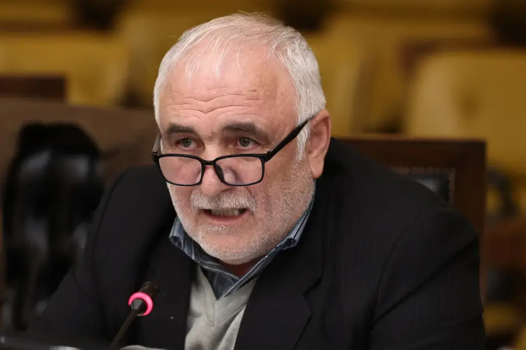 عبداللهی: عراقچی رزمنده میدان دیپلماسی است/ استیضاح وزیر امور خارجه در شرایط جنگی به صلاح کشور نیست